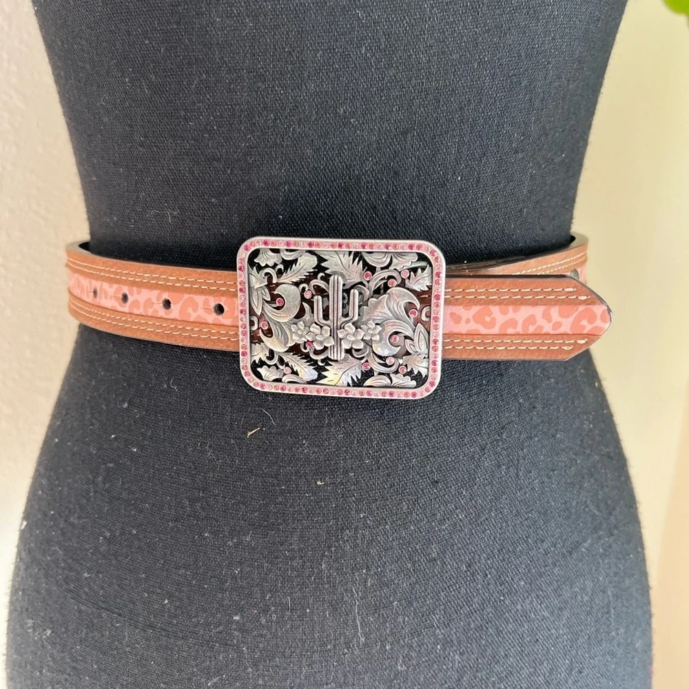Catchfly girl’s silver